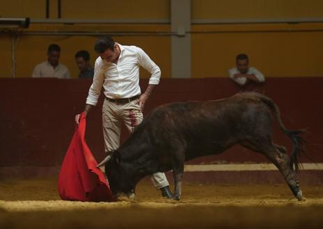 Imagen secundaria 1 - Enrique Ponce: «El toreo tiene futuro pero hoy lo veo peor que cuando yo empecé»