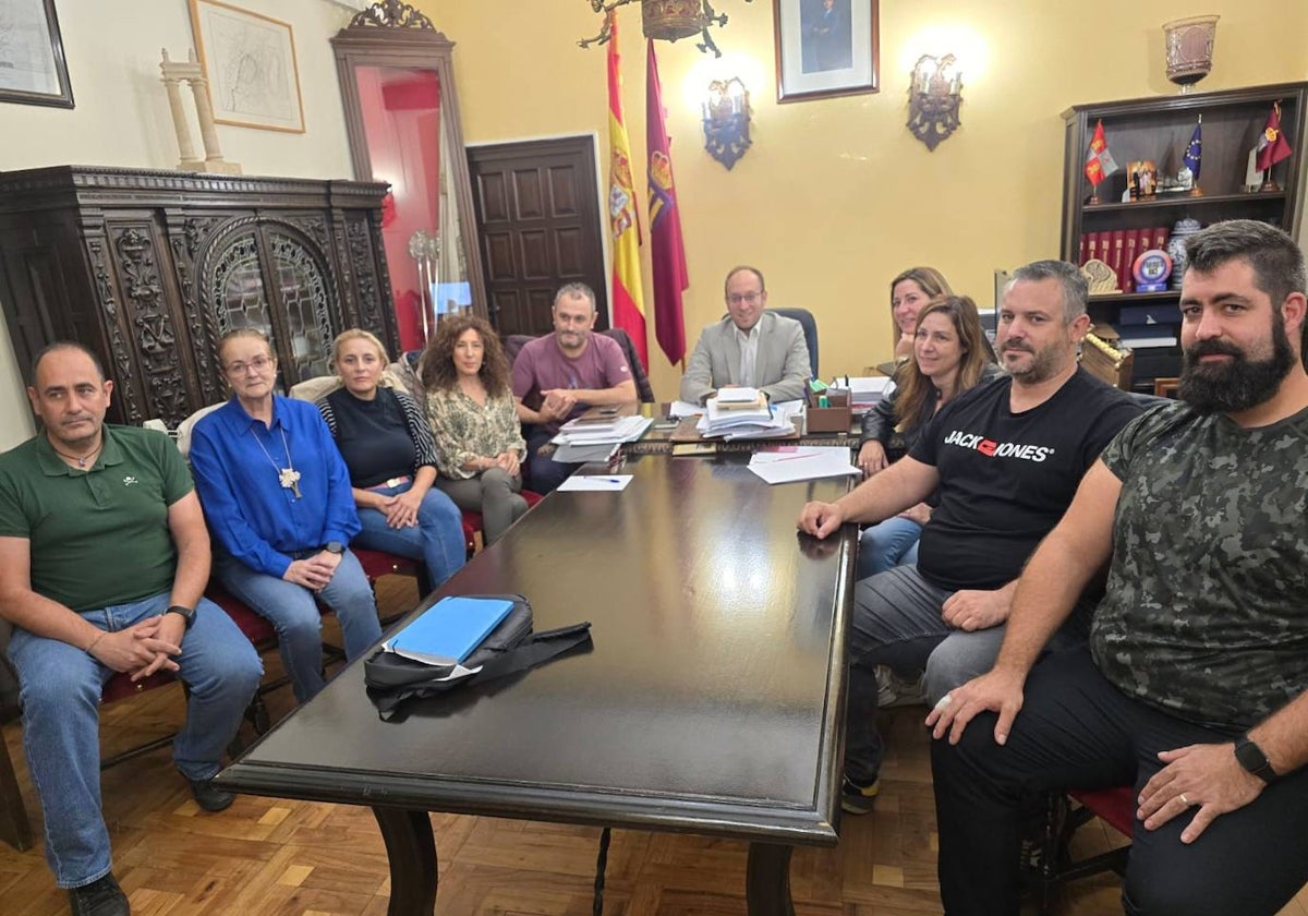 Reunión en la Casa Consistorial para analizar el evento.