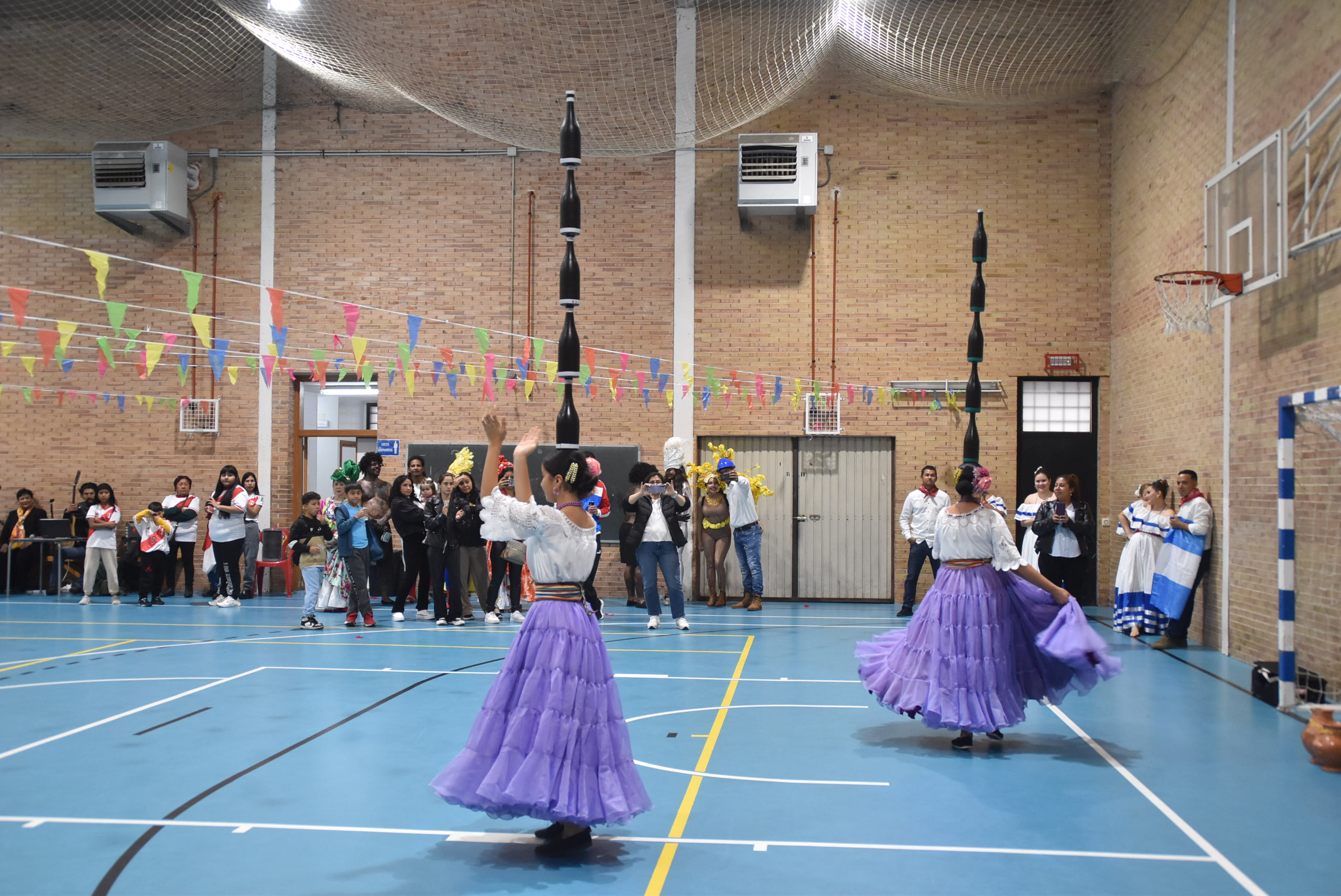 Lleno en Béjar en el primer día de la Hispanidad para fomentar la convivencia