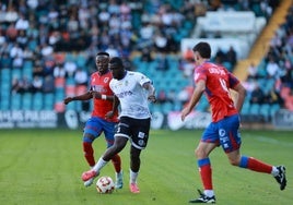 Souley con el cuero en el Helmántico.