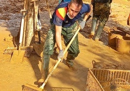 El salmantino Alberto Miguel en la zona cero de la DANA.