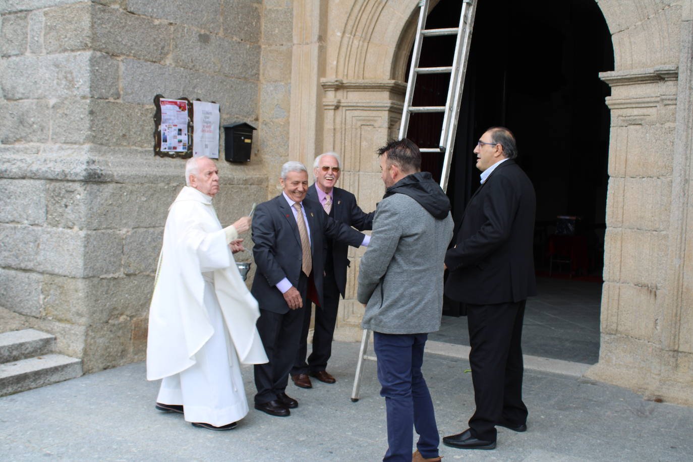 Cristóbal honra a San Martín de Tours en un día de hermanamiento con Guijuelo