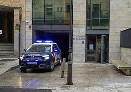 La Policía Nacional busca al presunto agresor.