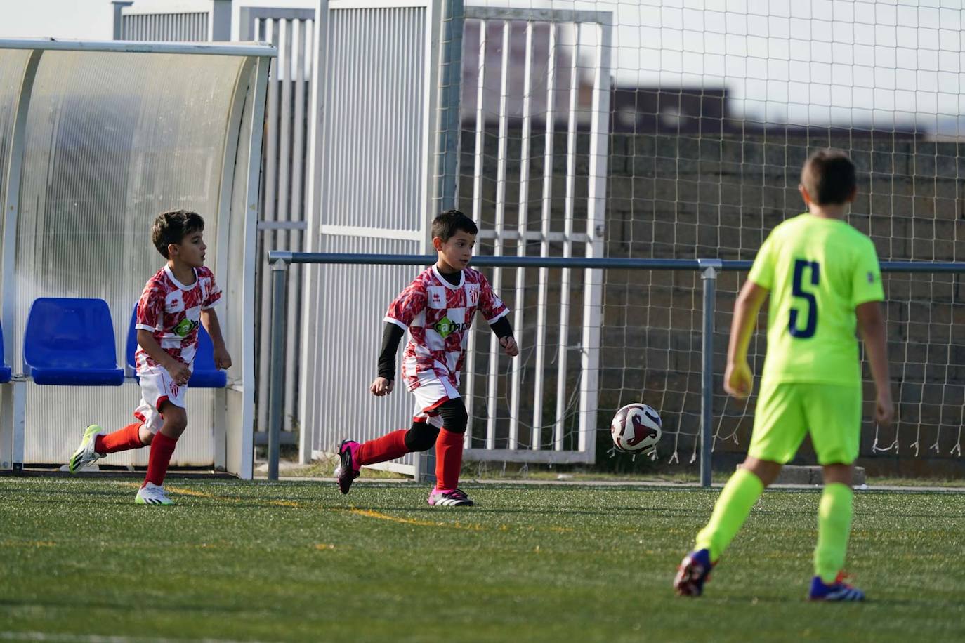 Las mejores imágenes de la jornada 6 en el fútbol base