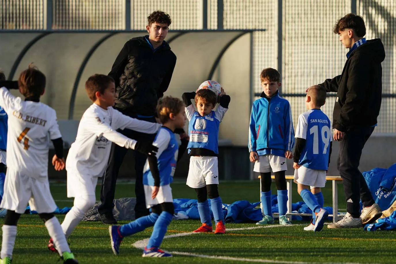 La jornada del fútbol base en Salamanca, en imágenes