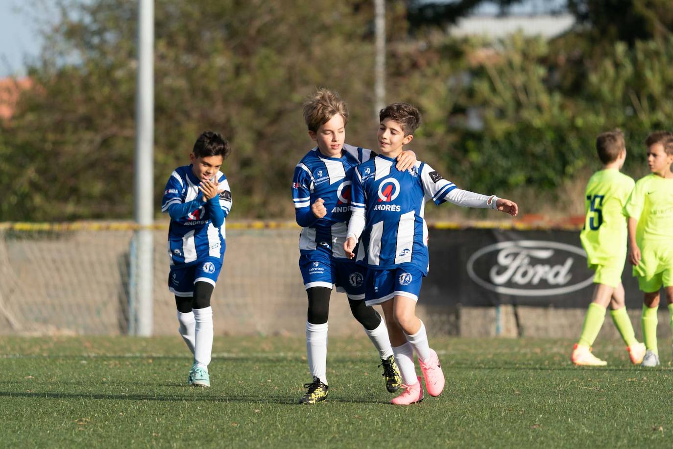 La jornada del fútbol base en Salamanca, en imágenes