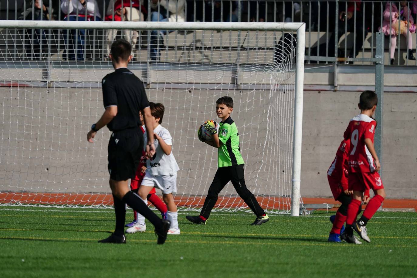 La jornada del fútbol base en Salamanca, en imágenes