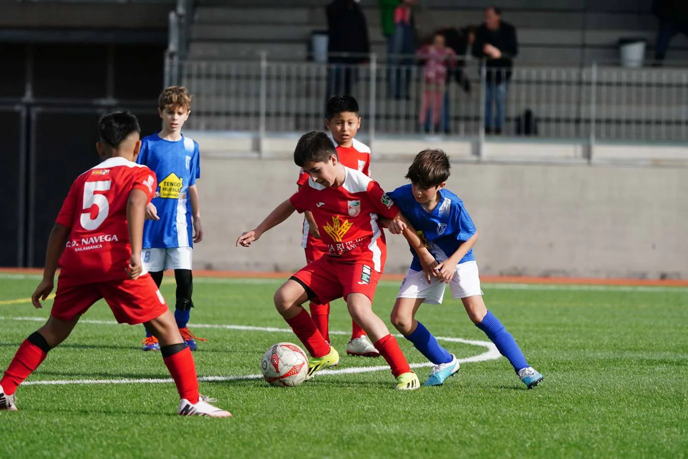 La jornada del fútbol base en Salamanca, en imágenes