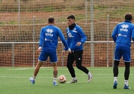 Mikel Serrano durante un entrenamiento en el anexo al Reina Sofía.