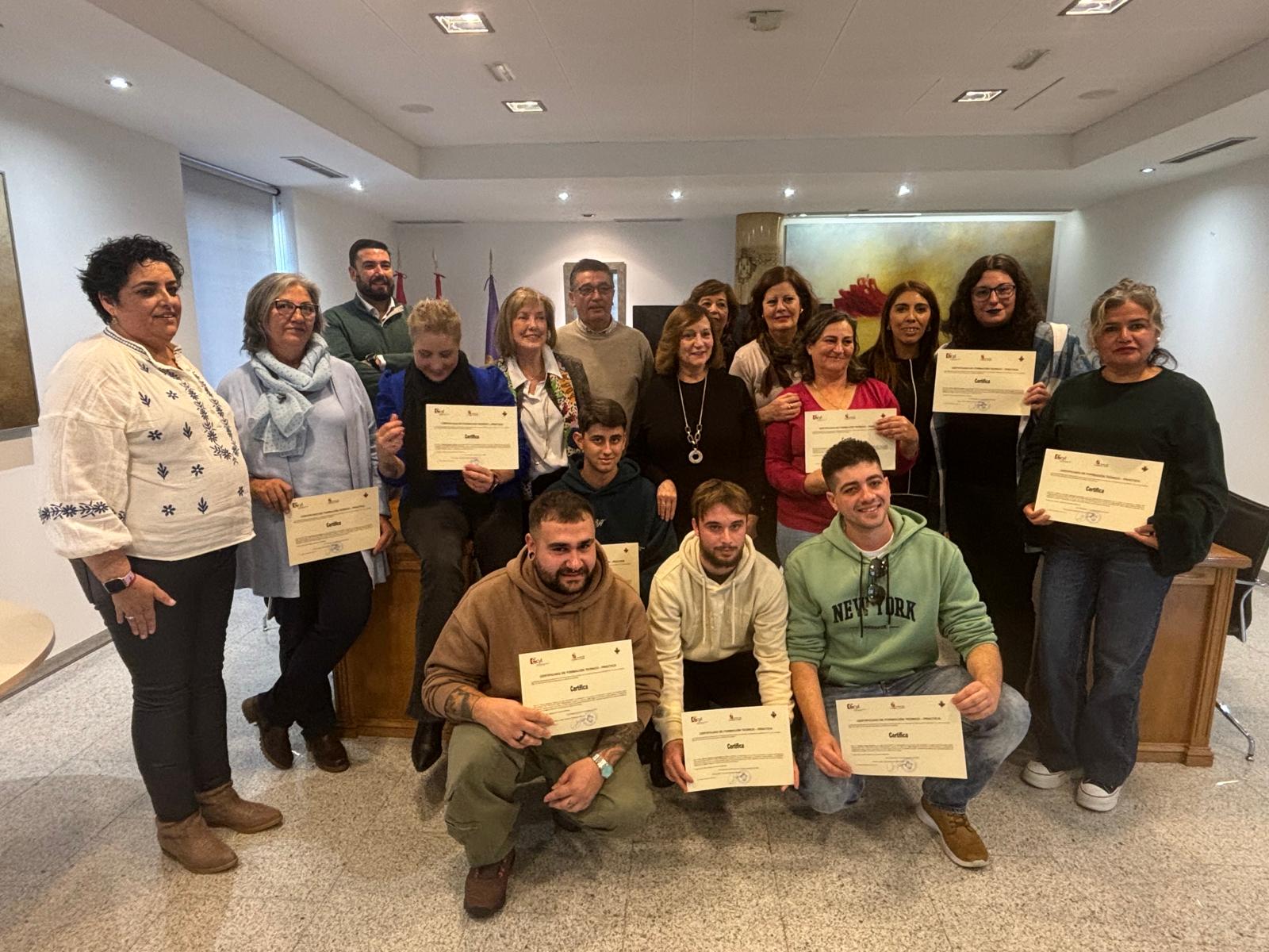 Peñaranda clausura el Programa Mixto de Formación y Empleo de pintura con un resultado muy positivo