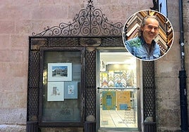 Entrada al taller de enmarcación Adolfo Bogajo.