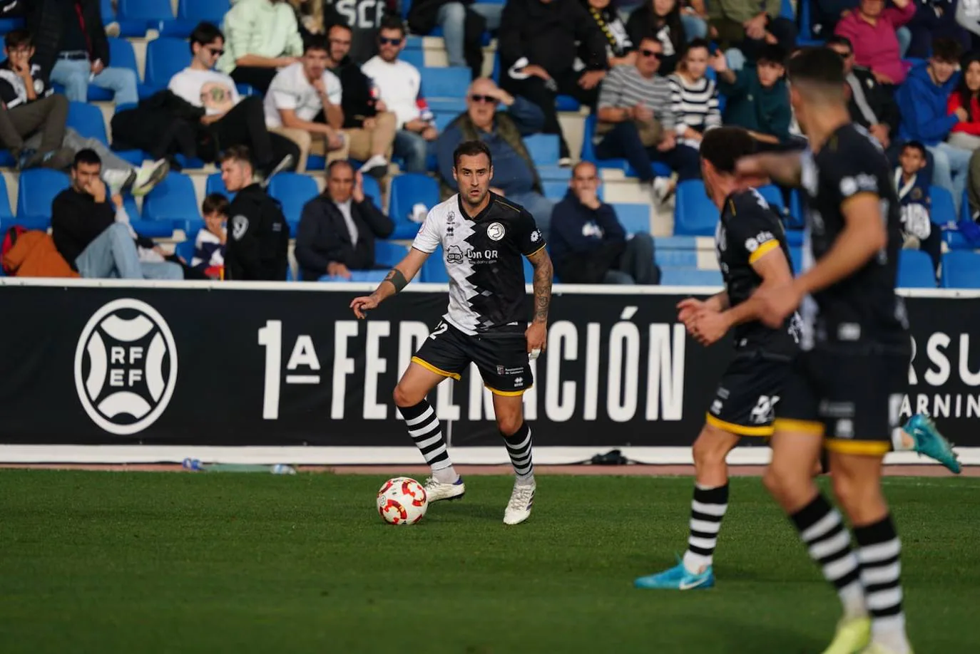 Las mejores imágenes del Unionistas-Barakaldo de la jornada 15 de la Primera RFEF