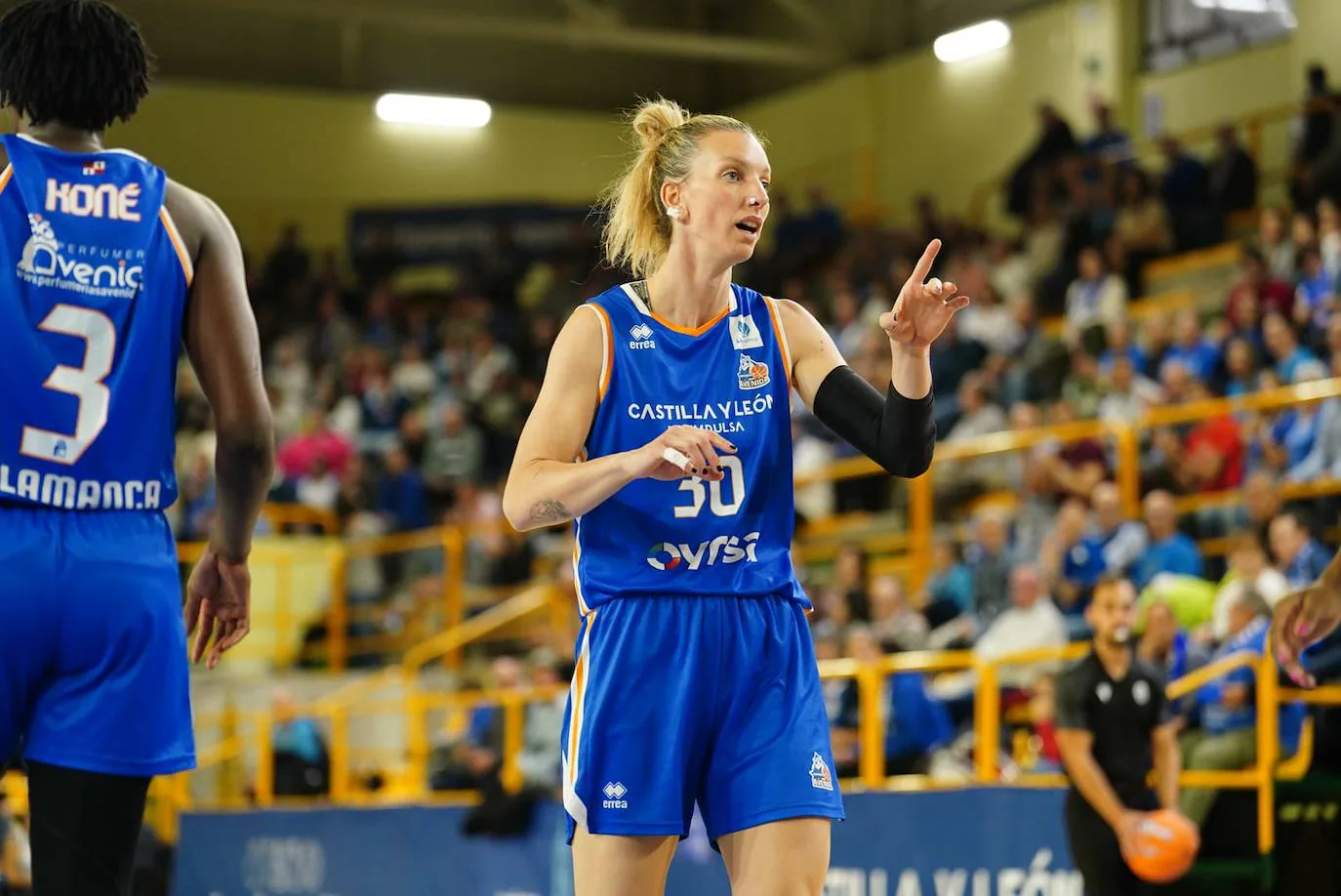 Las mejores imágenes del Avenida - Gernika de la Liga Femenina de Baloncesto