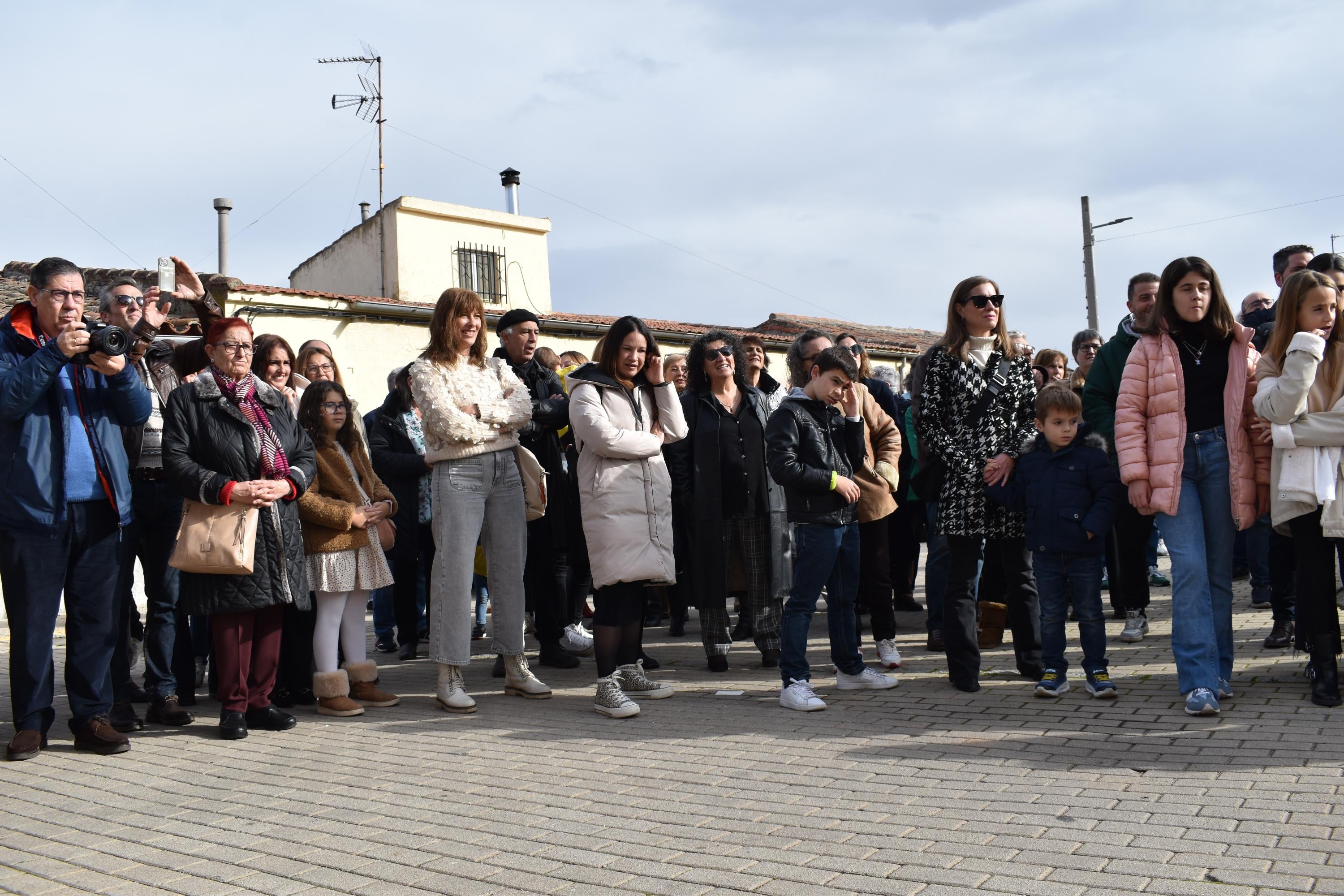 Aldeatejada cierra las fiestas de Santa Bárbara con los bailes de paleos