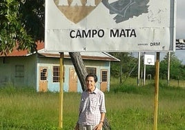 Teresa López en los terrenos del colegio Fe y Alegría de Campo Mata en el estado Anzoátegui, Venezuela.