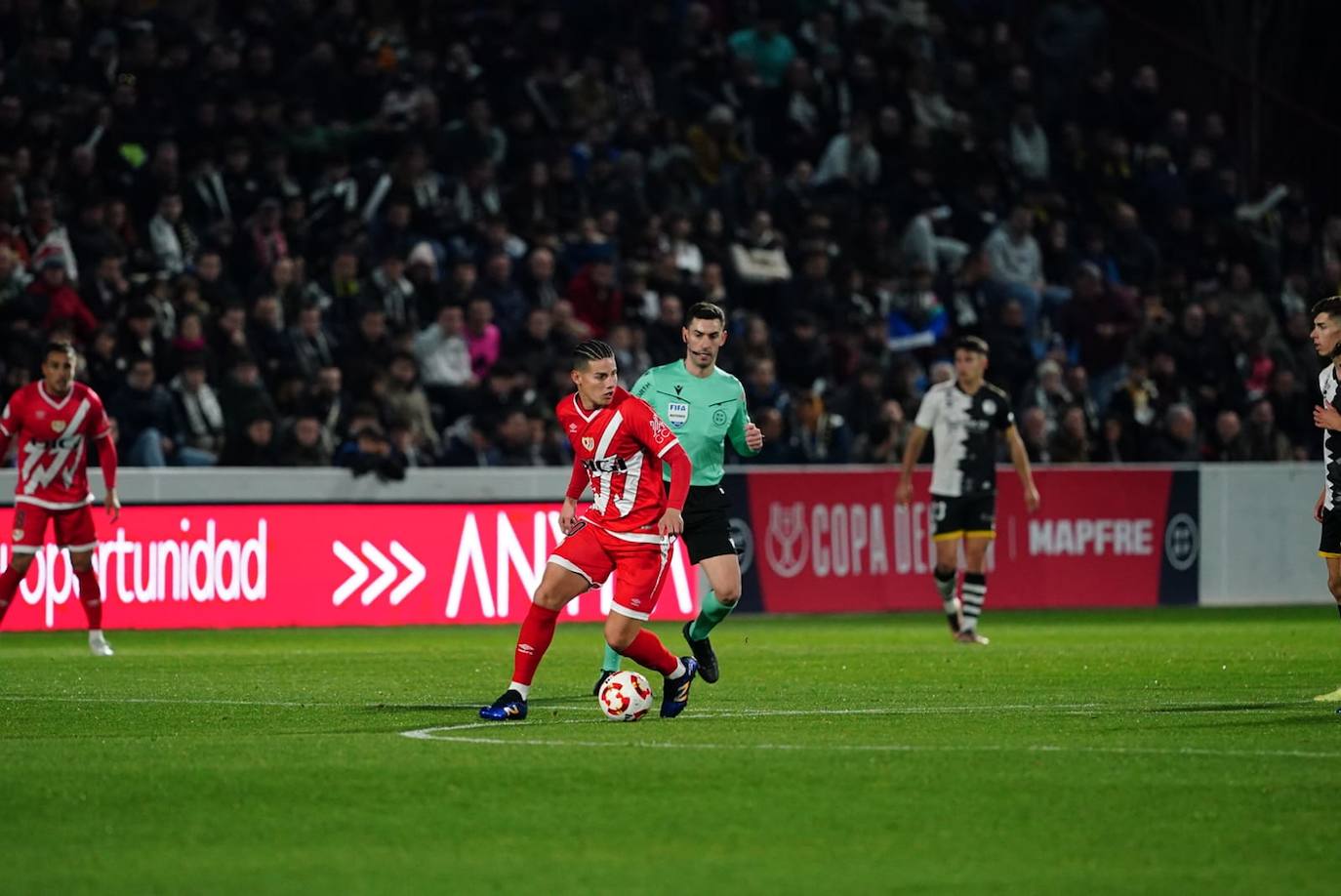 Todas las imágenes de la noche de Copa para Unionistas contra el Rayo Vallecano