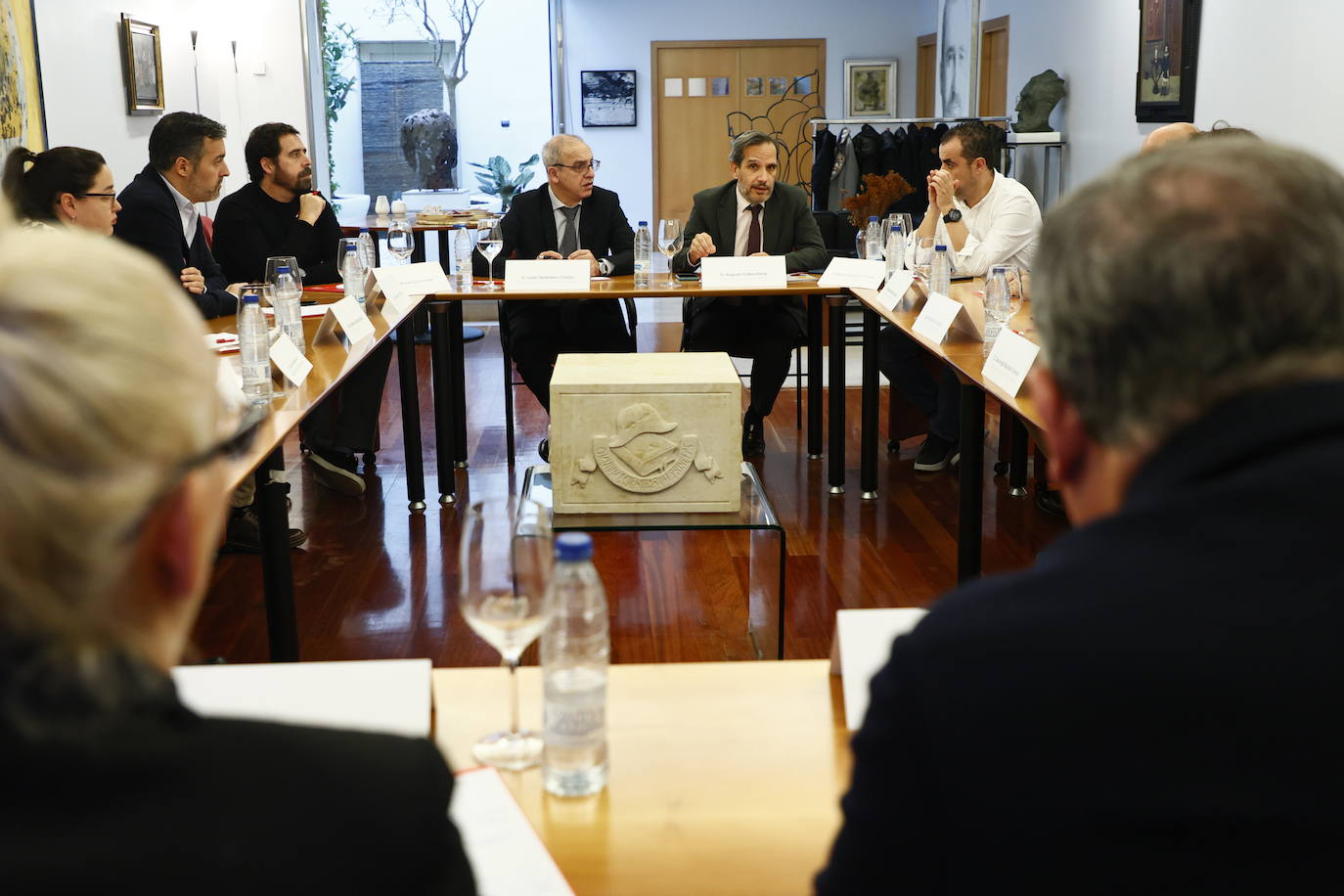 Las mejores imágenes de la mesa de trabajo «Financiación y crecimiento» organizada por LA GACETA