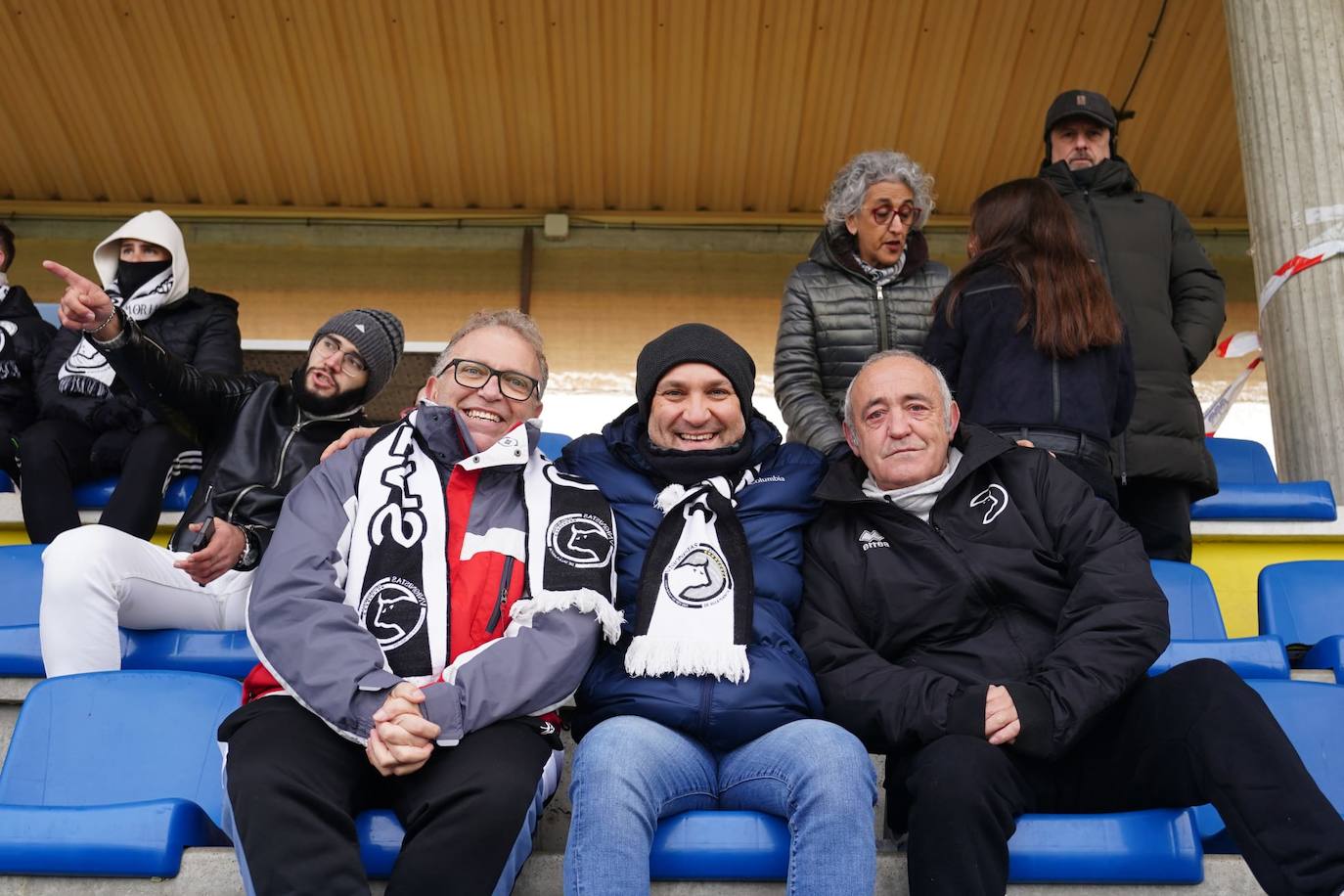 Búscate en la grada del Reina Sofía en el partido entre Unionistas y la Real Sociedad B