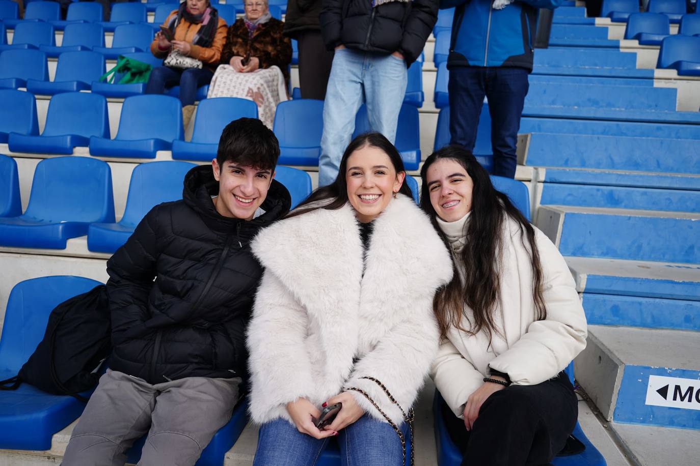 Búscate en la grada del Reina Sofía en el partido entre Unionistas y la Real Sociedad B