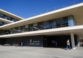 Junta de Castilla y León en el Camino de las Aguas.