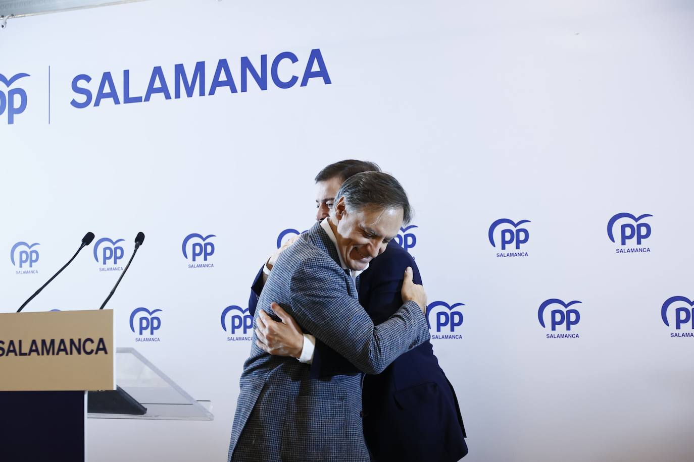 Las mejores imágenes de la comida navideña del Partido Popular de Salamanca