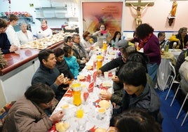 Una cena de Nochebuena junto al que más lo necesita