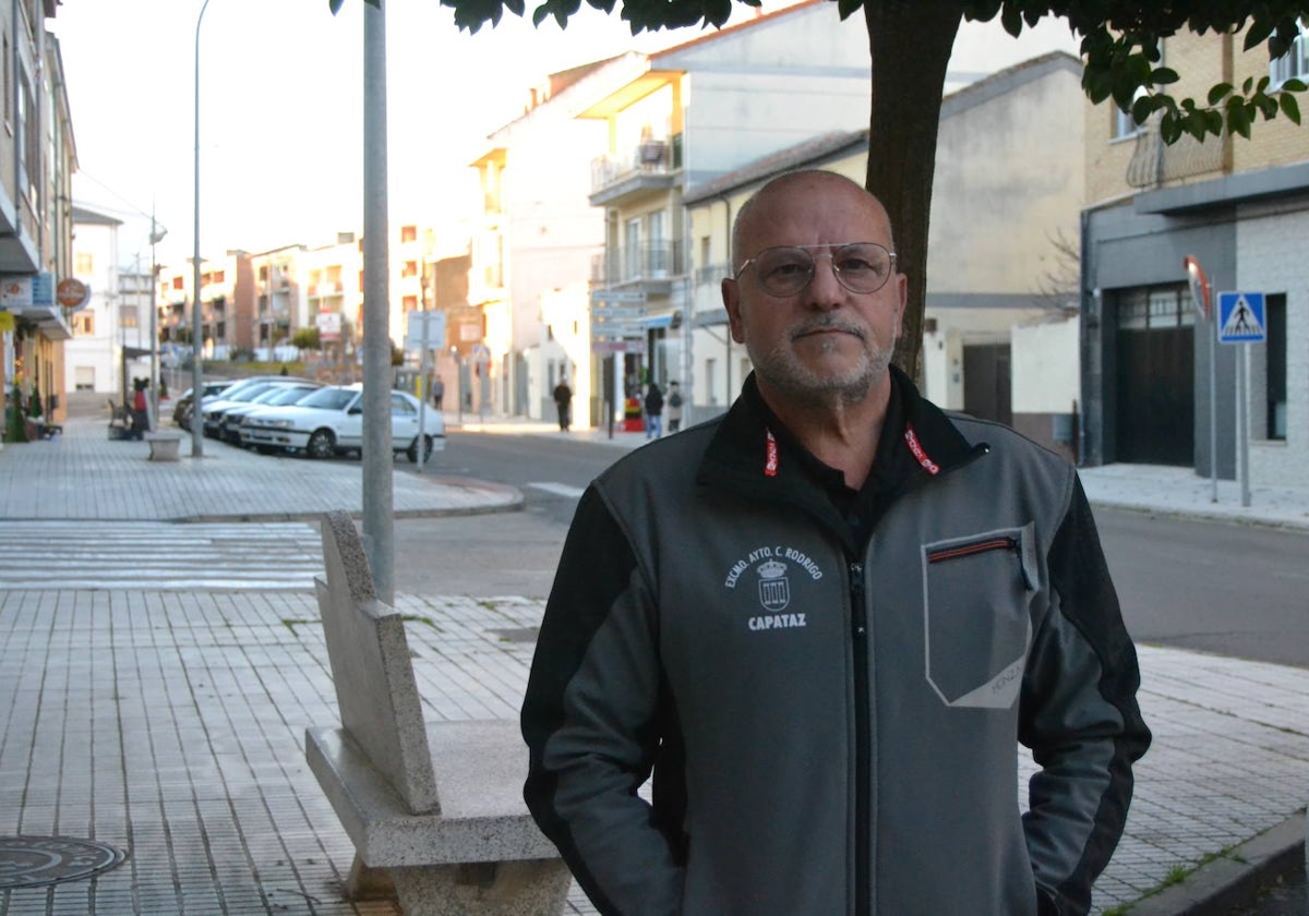 Jaime, en la Avenida Agustín de Foxá, una de las calles donde se montarán las agujas.