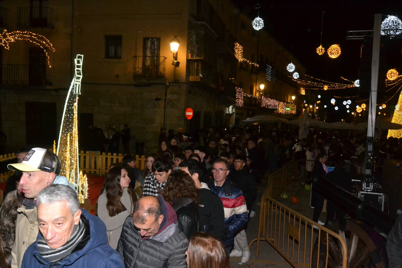 Los jóvenes de Ciudad Rodrigo festejan la entrada al 2025