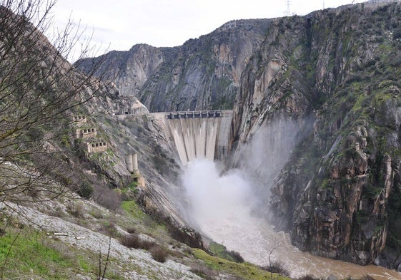 La presa de Aldeadávila.