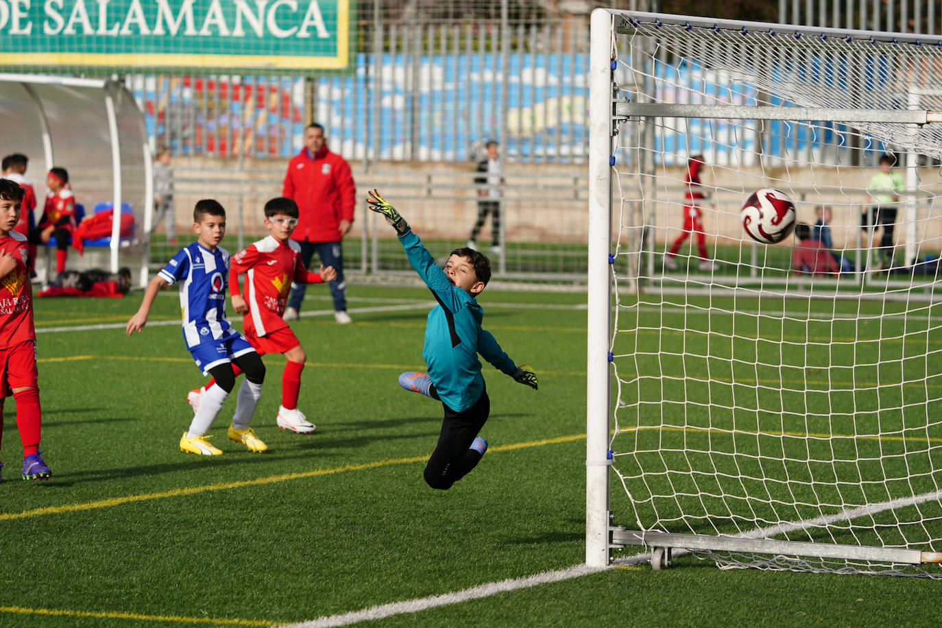 Las mejores imágenes de la jornada 12 en el fútbol base