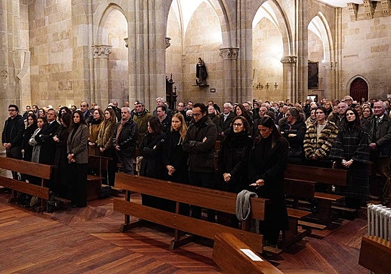 Un momento de la misa funeral en memoria de Guillermo Marín Pérez-Tabernero