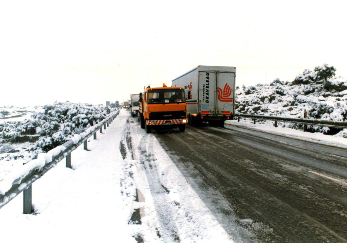 Imagen de una nevada que cayó en Salamanca en el año 2000.