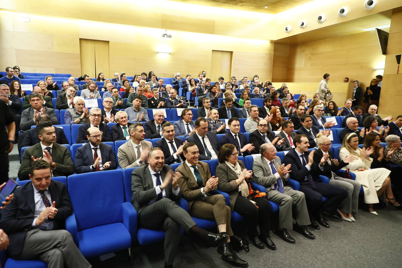 Premio «Empresaria del Año» por ser un símbolo de excelencia