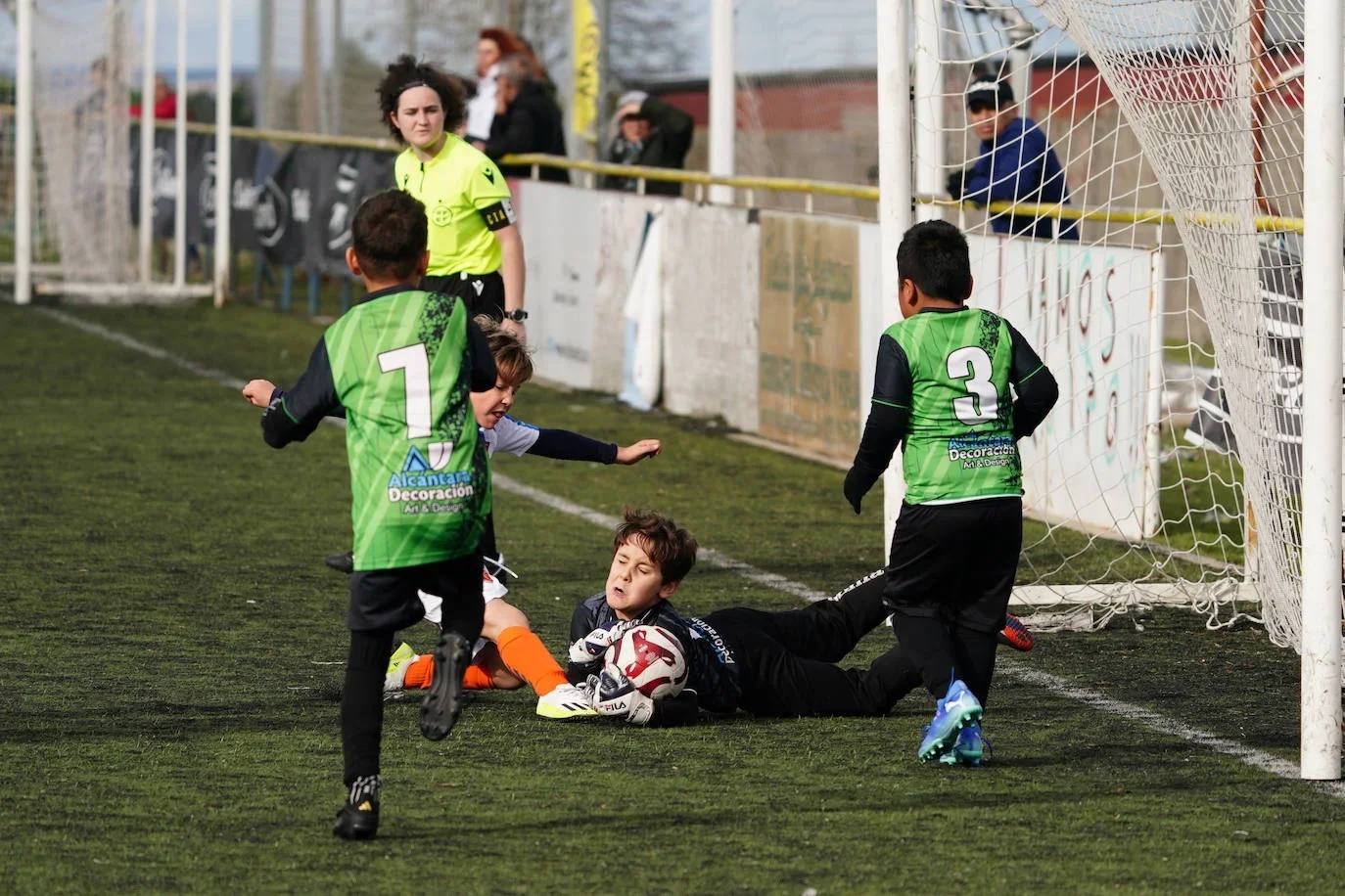 Encuentro de fútbol base disputado este último fin de semana en Salamanca.