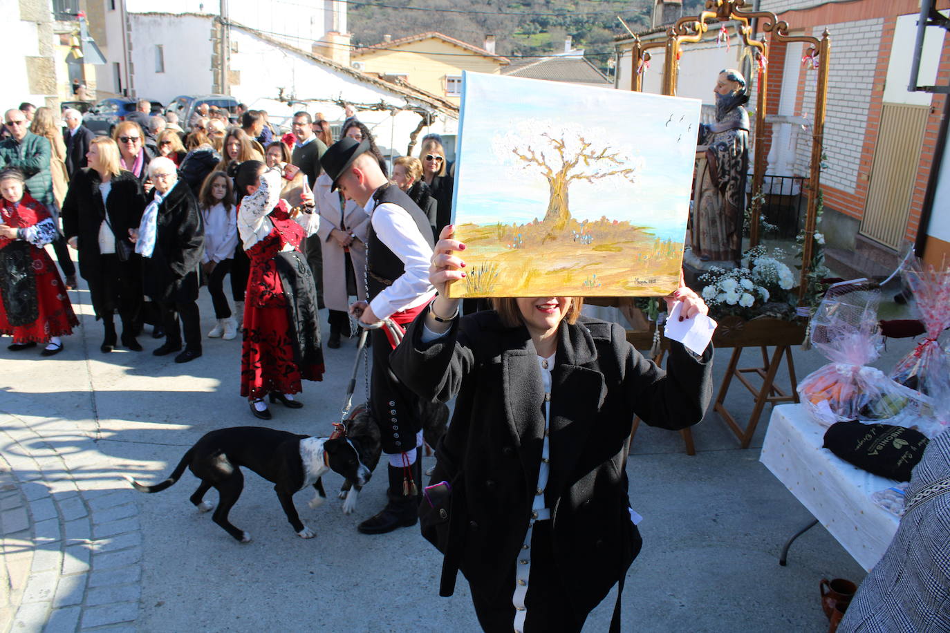 El sol vuelve para lucir por San Antón en el día grande de Valdelamatanza