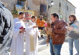 Los animales reciben la bendición en Peñaranda de Bracamonte