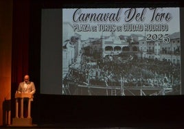 Ramón Sastre durante la presentación