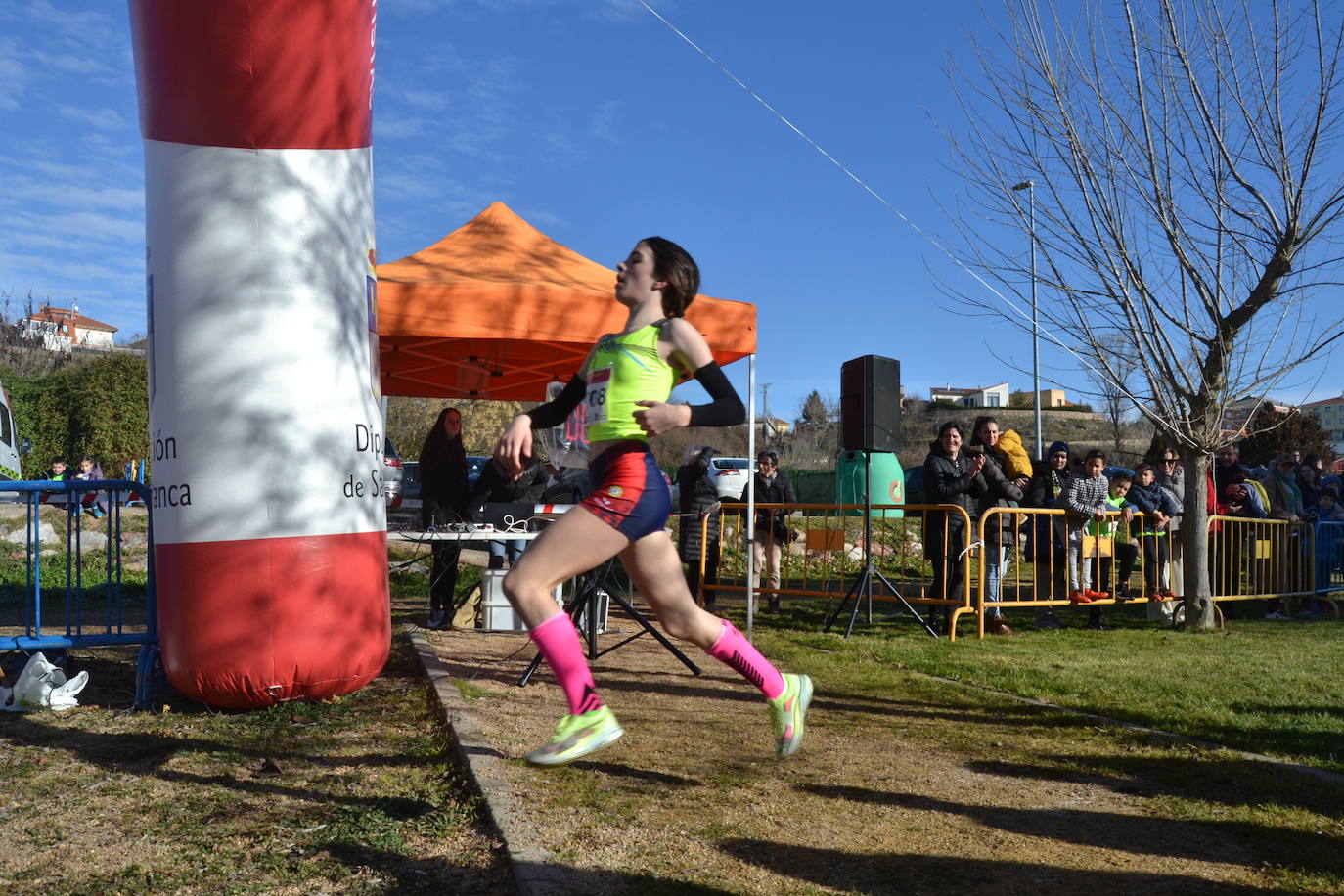 Entretenida mañana de cross escolar en Ciudad Rodrigo a pesar del frío