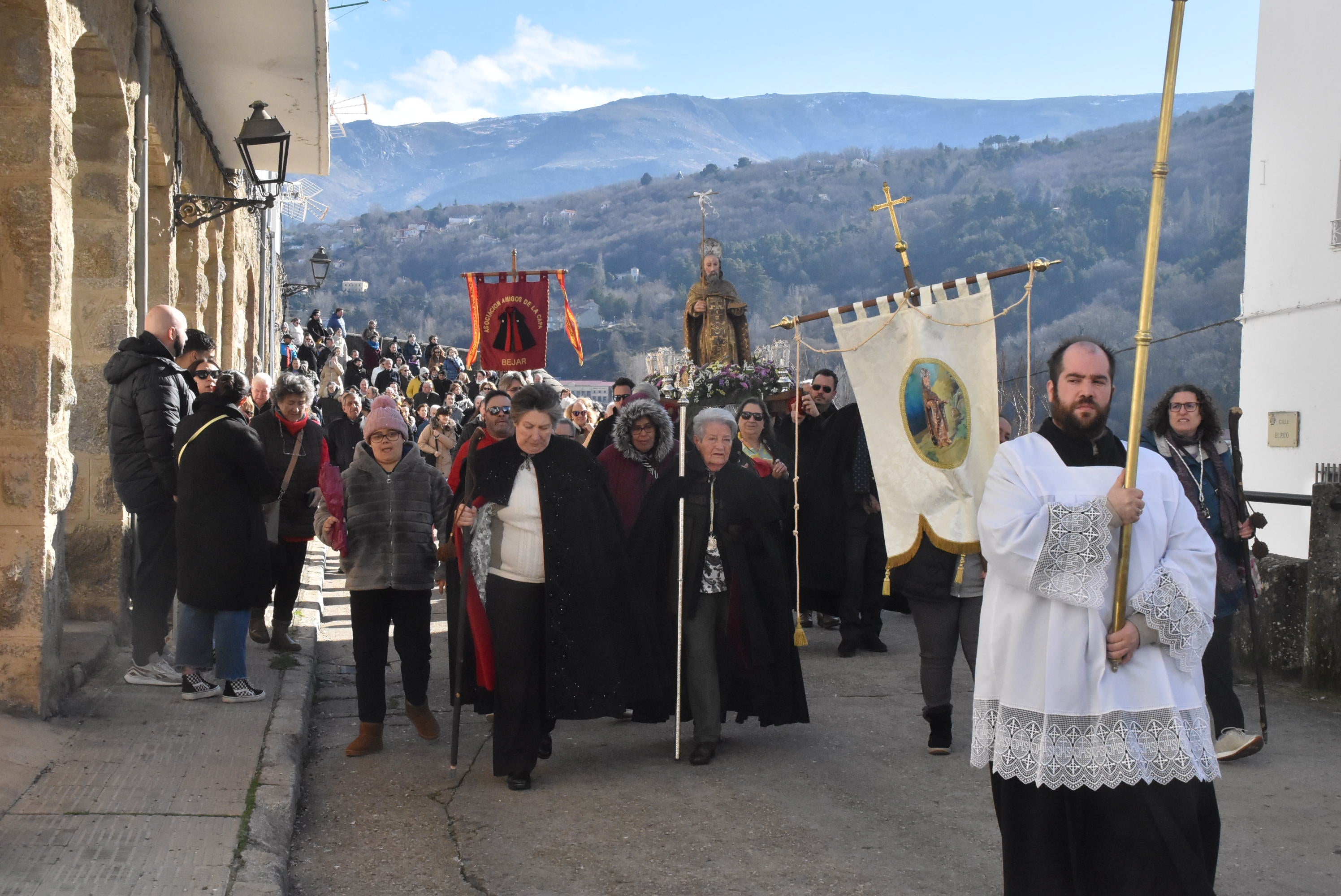 San Antón renueva la protección a los animales en Béjar