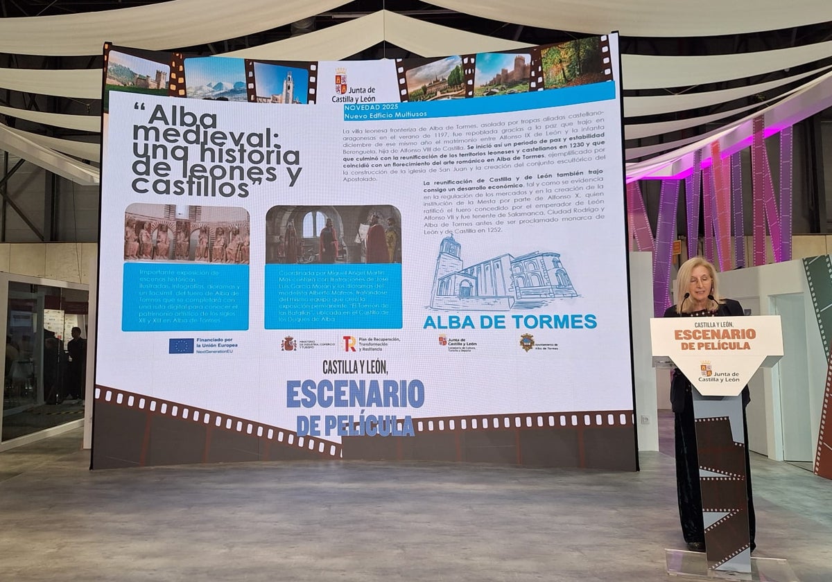 La alcaldesa, Concepción Miguélez, durante la presentación en FITUR.