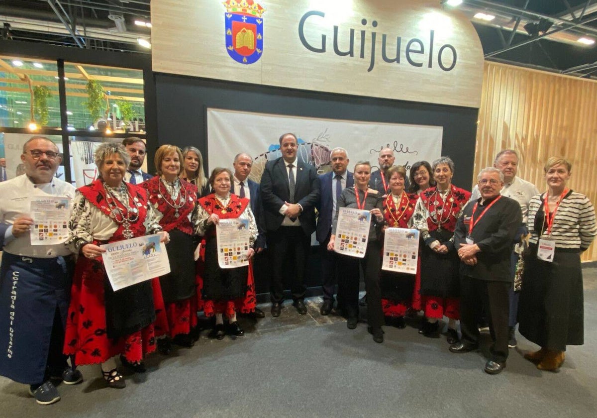 Guijuelo ha presentado la matanza tradicional en la Feria Internacional de Turismo de Madrid (Fitur).