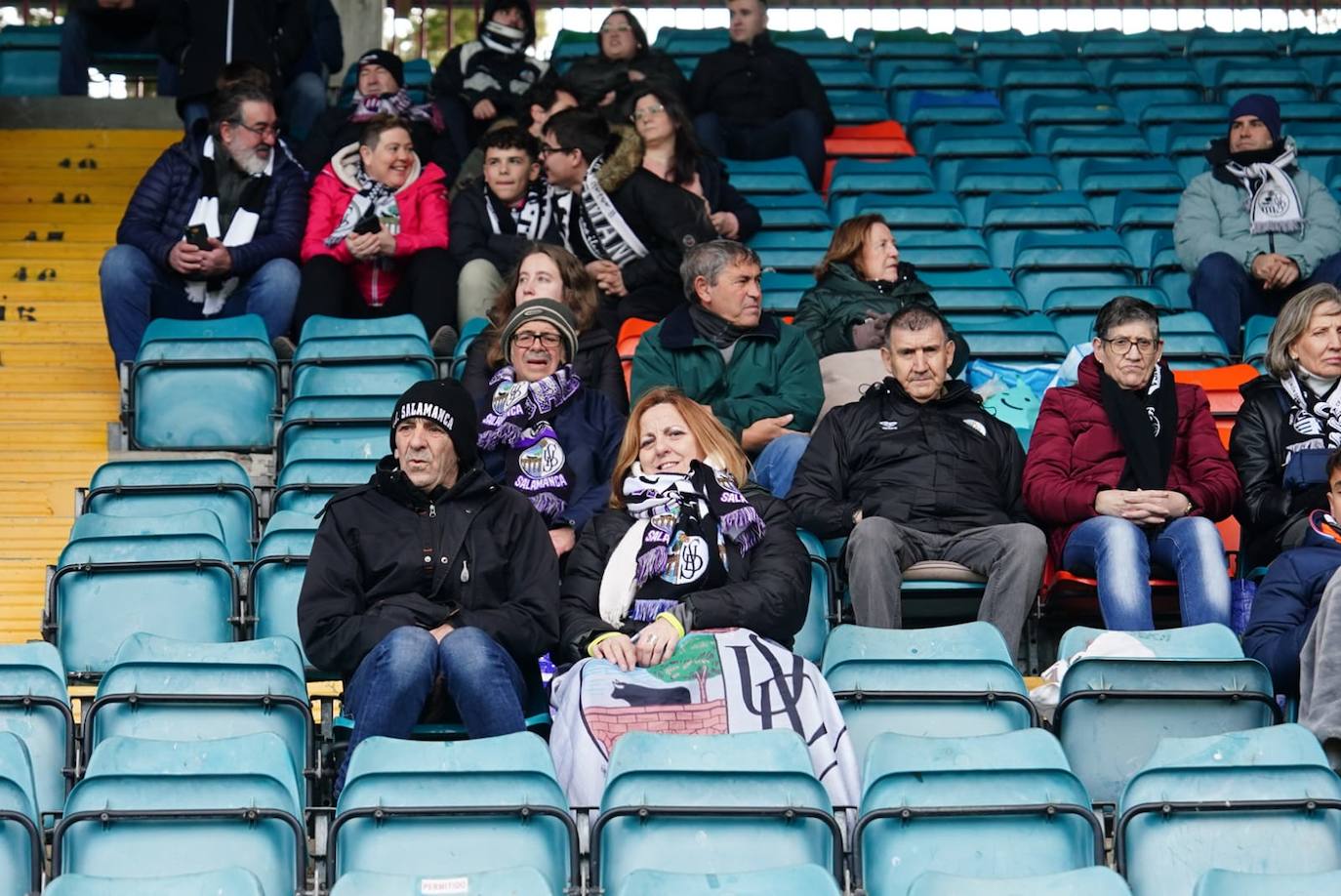 El Helmántico quiere &#039;apretar&#039; en el derbi: búscate en la grada en el partido entre el Salamanca UDS y el CD Guijuelo