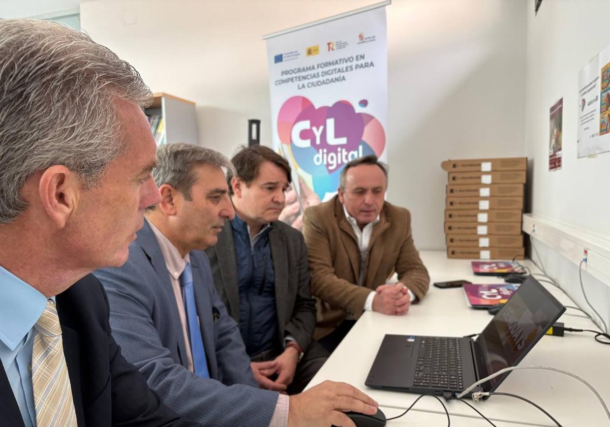 La Junta lanza nuevos talleres demostrativos sobre hogar digital, ciberseguridad, IA o impresión 3D