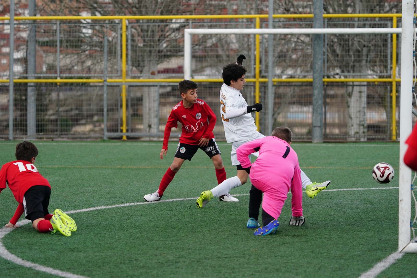 Las mejores imágenes de la jornada 13 de futbol base