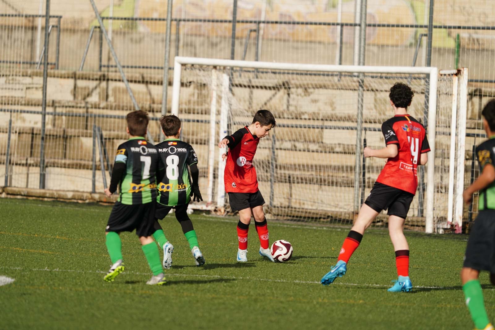 Las mejores imágenes de la jornada 13 de futbol base