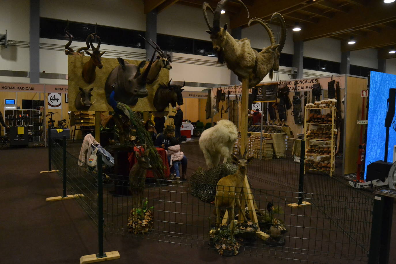 Bulliciosa apertura de la Feria de la Caza, Pesca y Desarrollo Rural de Almeida