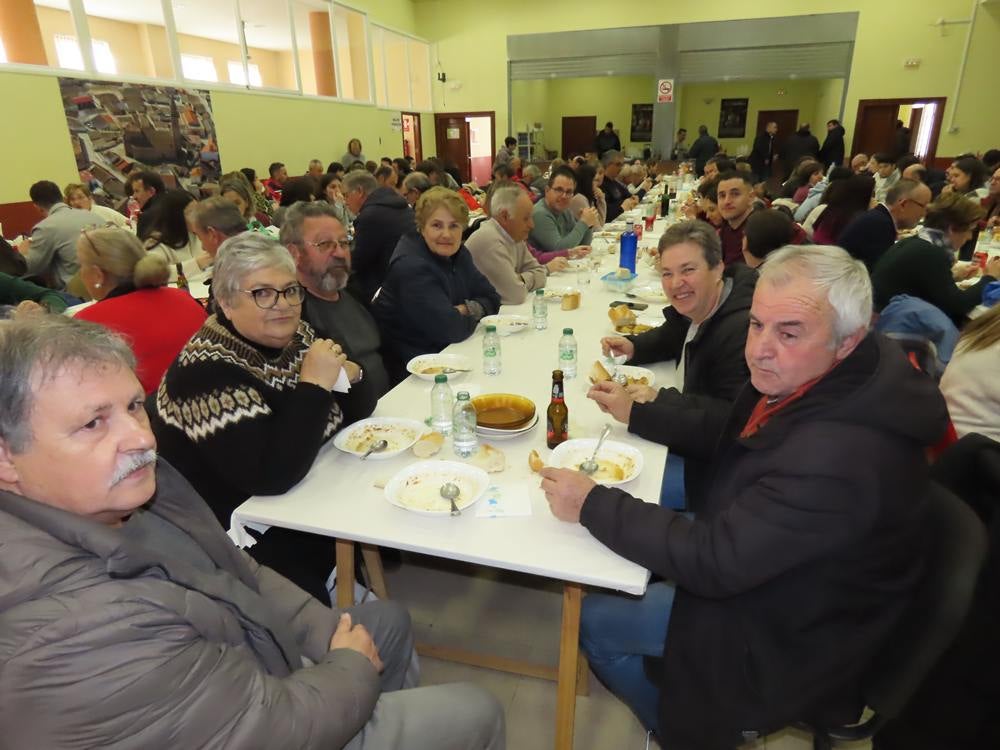 Buen sabor en la segunda jornada festiva de Palaciosrubios en honor a Las Candelas