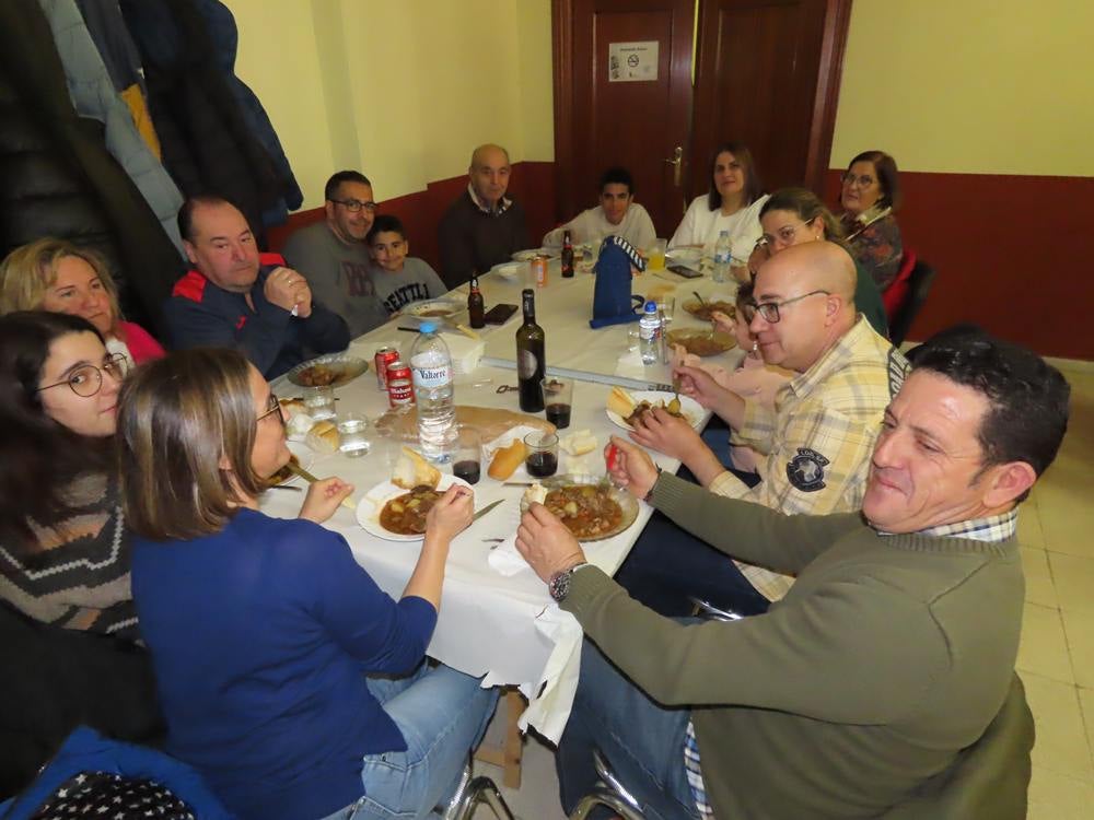 Buen sabor en la segunda jornada festiva de Palaciosrubios en honor a Las Candelas