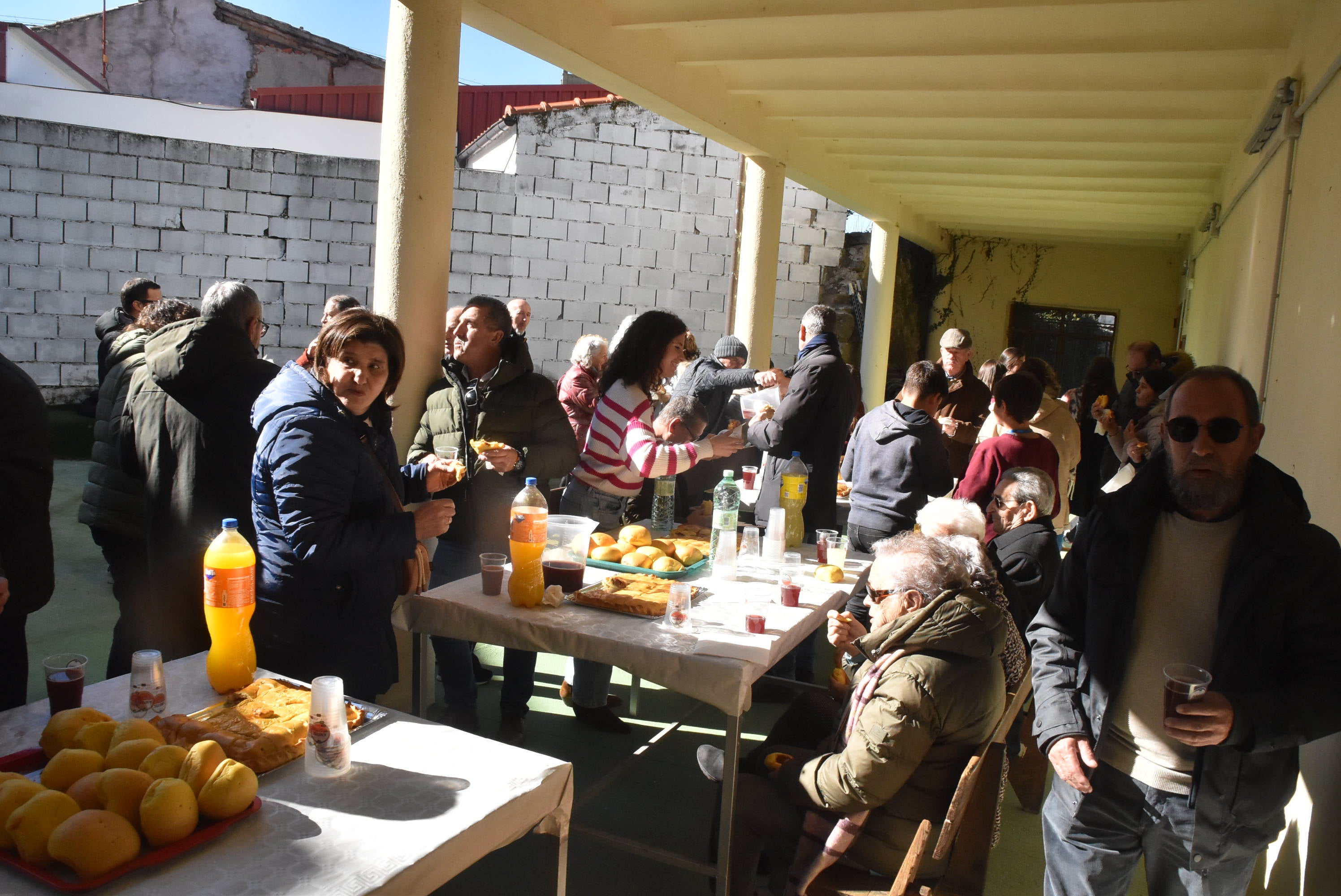 El buen tiempo acompaña a San Blas en su festividad en Fuentes de Béjar