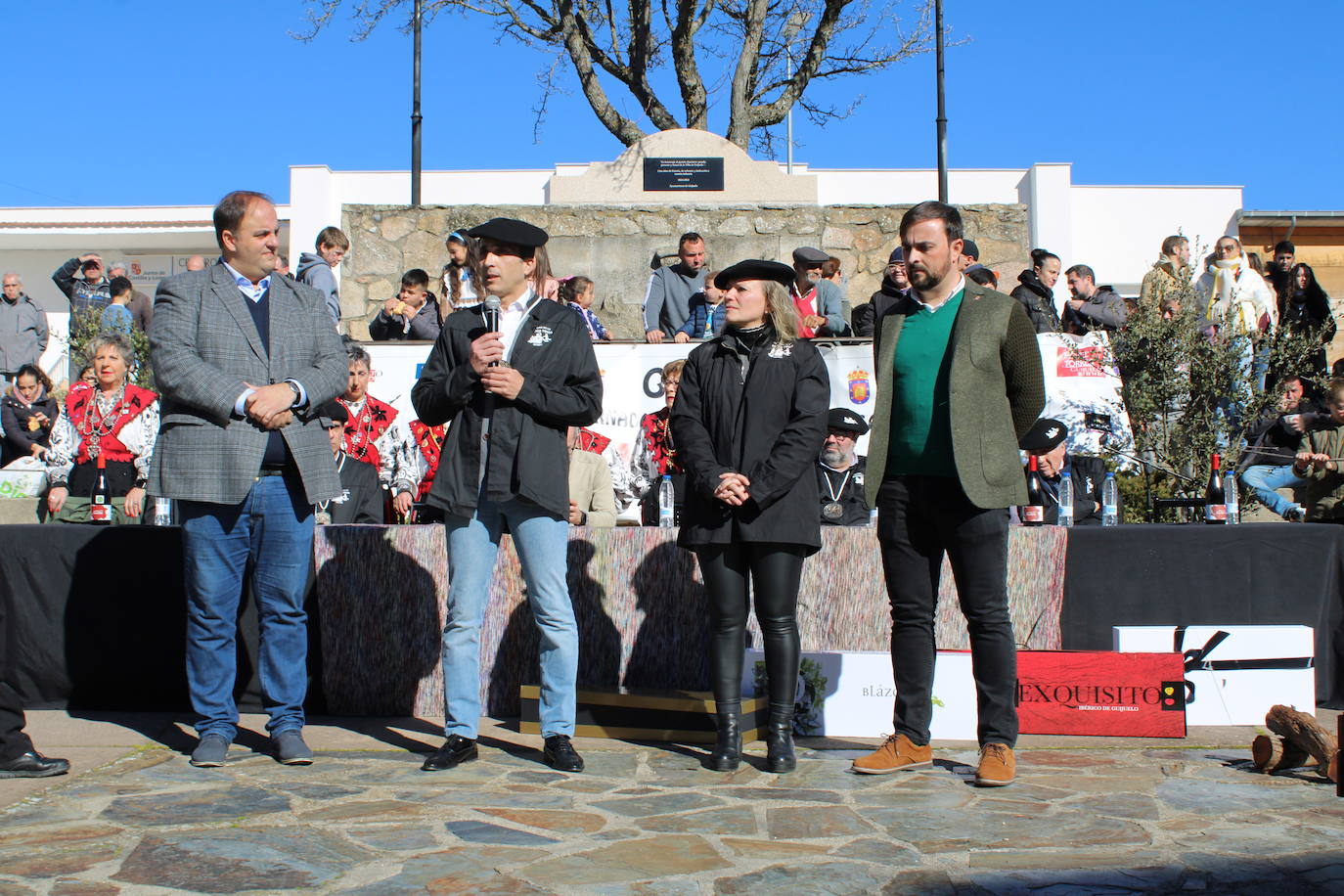 El sol acompaña la primera matanza de Guijuelo del año